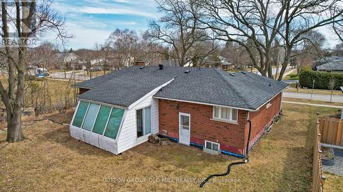 4447 Spruce Avenue, Burlington, ON 