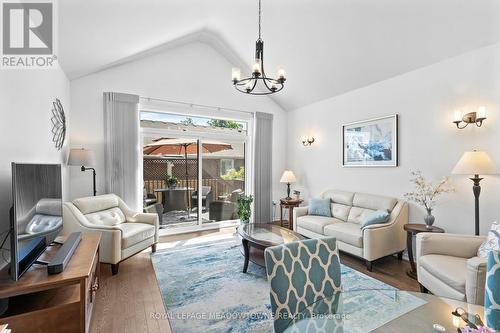 24 Cosmopolitan Common, St. Catharines, ON 