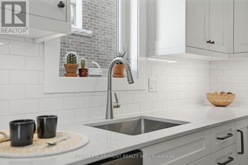 97 Cline Avenue N, Hamilton, ON 