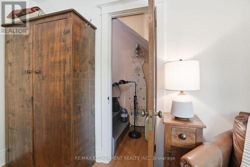97 Cline Avenue N, Hamilton, ON 