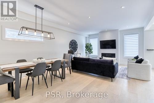 577 Doonwoods Crescent, Kitchener, ON 