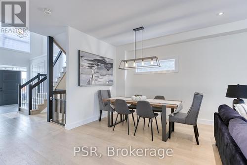 577 Doonwoods Crescent, Kitchener, ON 