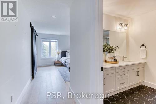 577 Doonwoods Crescent, Kitchener, ON 