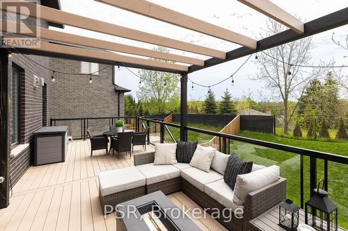 577 Doonwoods Crescent, Kitchener, ON 