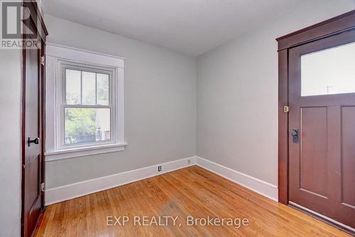 147 Courtland Avenue E, Kitchener, ON 
