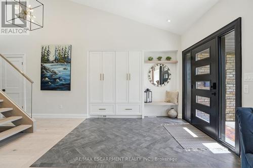 617 Grays Road, Hamilton, ON 