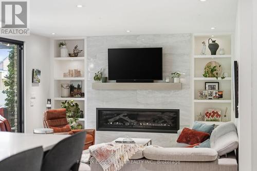 617 Grays Road, Hamilton, ON 