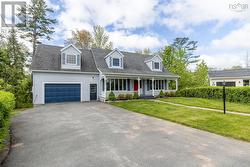 3 Parker Place Crescent  Enfield, NS B2T 1C8