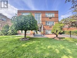 UNIT 2 - 27 PAISLEY BOULEVARD Mississauga, ON L6A 1P3