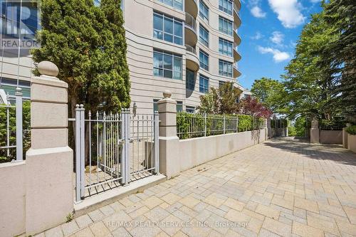 121 - 2111 Lake Shore Boulevard W, Toronto, ON 