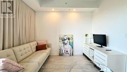 706 - 32 CAMDEN STREET Toronto, ON M5V 0G4