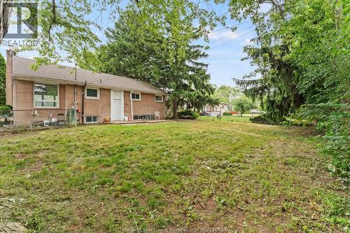 4065 Dougall, Windsor, ON 