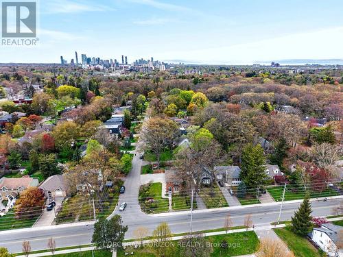 77 Mineola Road E, Mississauga, ON 