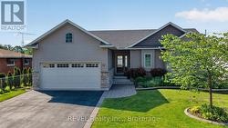 30 DRUMMOND CRESCENT Fort Erie (Lakeshore), ON L2A 1L2
