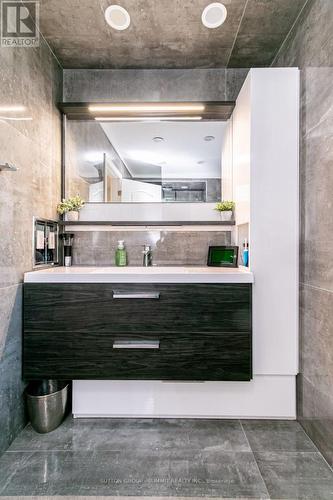 3739 St. Laurent Court, Mississauga, ON 
