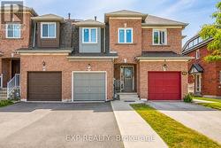 19 URAL CIRCLE Brampton, ON L6R 1H3