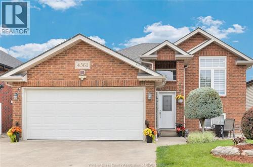 4561 FONTANA AVENUE  Windsor, ON N9G 3C8