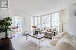 506 - 7 CARLTON STREET Toronto, ON M5B 2M3