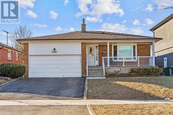 27 KATHROSE DRIVE Toronto, ON M2J 3P4