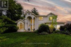 1518 MONAGHAN LANE  Ottawa, ON K2W 1B4