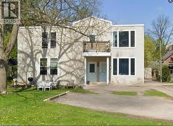 74 WILLIAM Street W  Waterloo, ON N2L 1J7