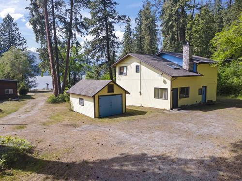 10917 3A Highway, Sanca, BC 