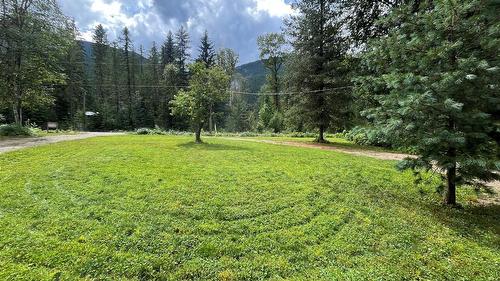 130 Kingfisher Road, Summit Lake, BC 