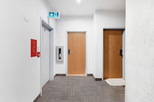 Mud Room - 408-1212 Rue Bishop, Montréal (Ville-Marie), QC - Indoor Photo Showing Other Room