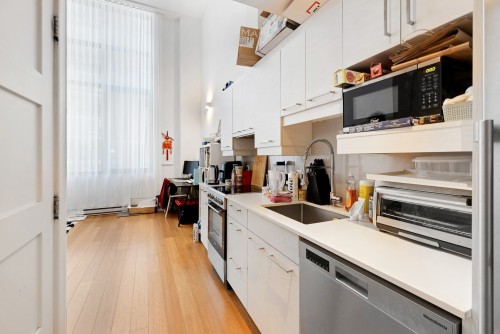 Kitchen - 408-1212 Rue Bishop, Montréal (Ville-Marie), QC - Indoor Photo Showing Kitchen