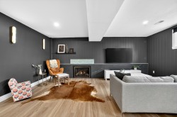 Family Room - 