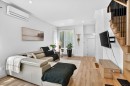 Salon - 11570  - 11572 Rue Aumont, Mirabel, QC 