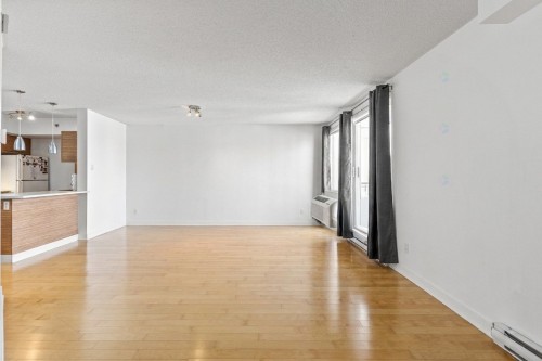 Vue d'ensemble - 824-4885 Boul. Henri-Bourassa O., Montréal (Saint-Laurent), QC 
