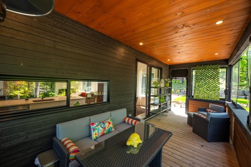 Sun Room - 2100 Ch. De L'Étang, Sainte-Adèle, QC 
