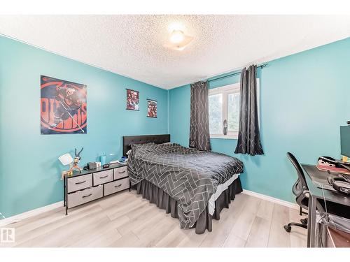 3843 47 St Nw, Edmonton, AB 