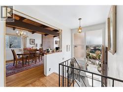 922 CANYON BOULEVARD  North Vancouver, BC V7R 2J8