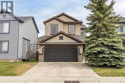 19 Covemeadow Crescent NE  Calgary, AB T3K 6A8