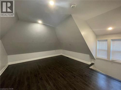 1 Madison Avenue, Hamilton, ON - Indoor Photo Showing Other Room