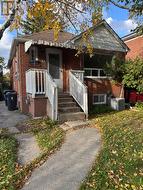 32 NEWTON DRIVE Toronto, ON M2M 2M7
