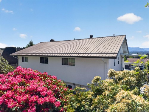 680 View Ave, Courtenay, BC 