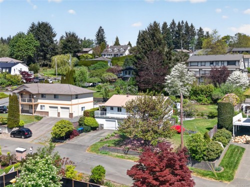 680 View Ave, Courtenay, BC 