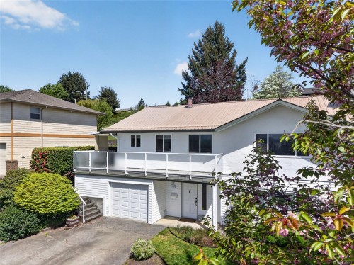 680 View Ave, Courtenay, BC 