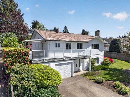680 View Ave, Courtenay, BC 