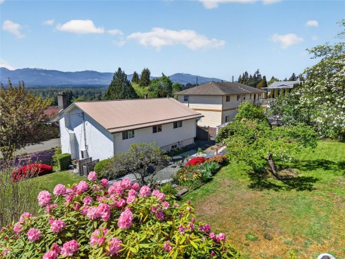 680 View Ave, Courtenay, BC 