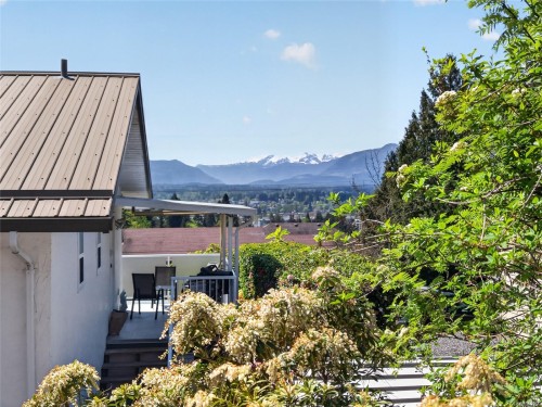 680 View Ave, Courtenay, BC 