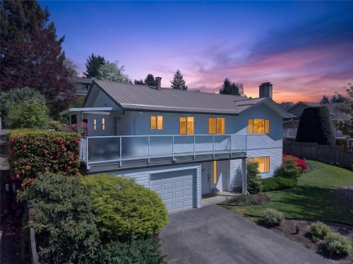 680 View Ave, Courtenay, BC 
