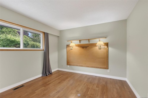 680 View Ave, Courtenay, BC 