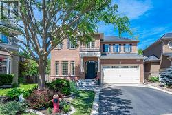 2276 BLACKBIRD COURT Oakville, ON L6M 5E6