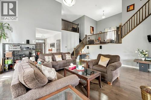 477 Woodbine Avenue, Kitchener, ON - Indoor Photo Showing Living Room