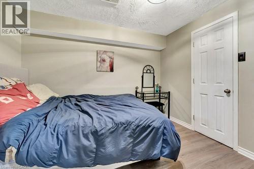 477 Woodbine Avenue, Kitchener, ON - Indoor Photo Showing Bedroom