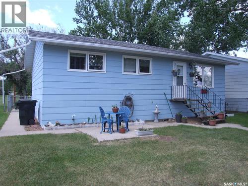 114 3Rd Street E, Leader, SK 